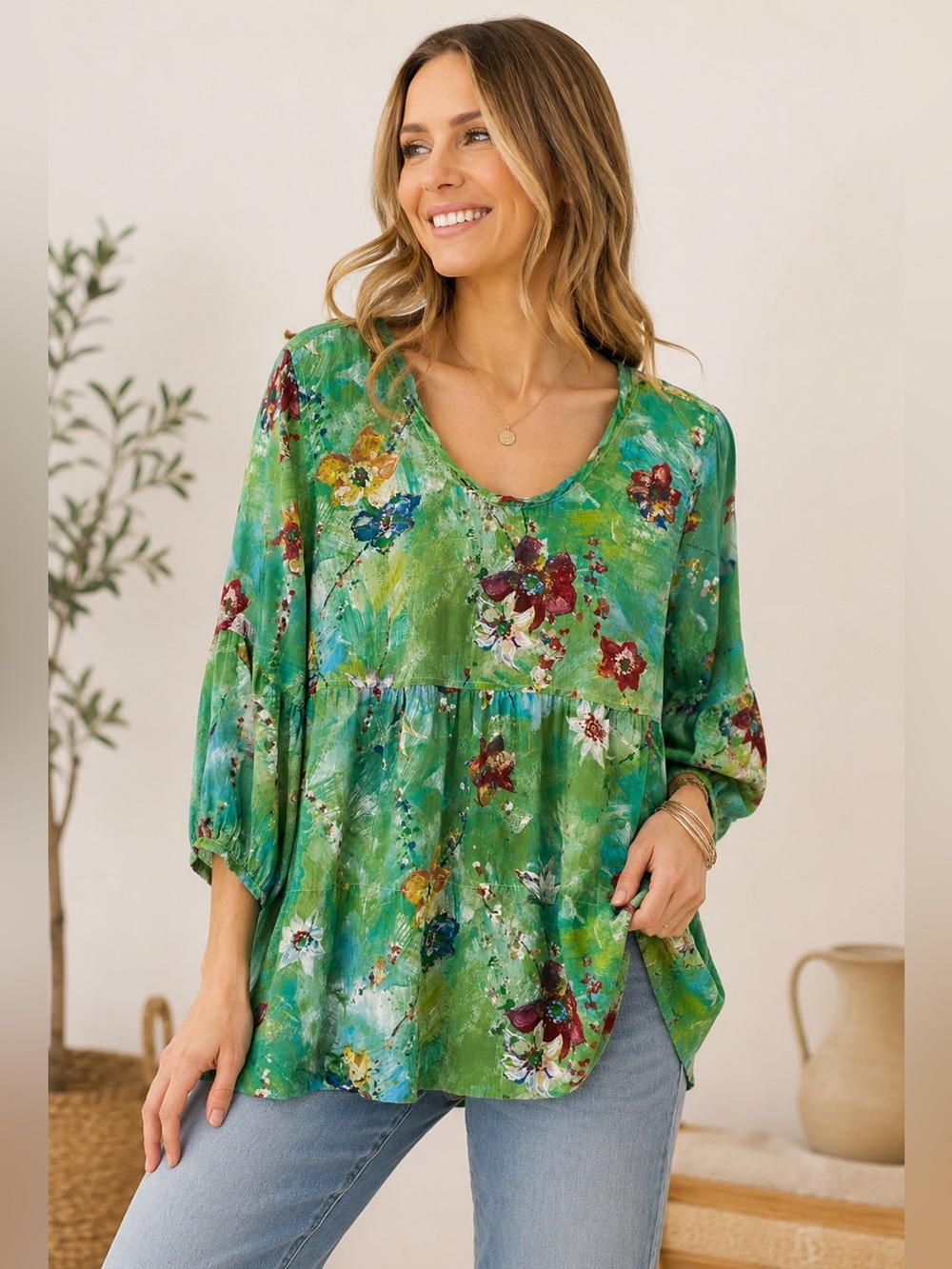 Tianello M 100% Rayon Artsy Floral Tunic Blouse Boho Art to Wear Wearable Art